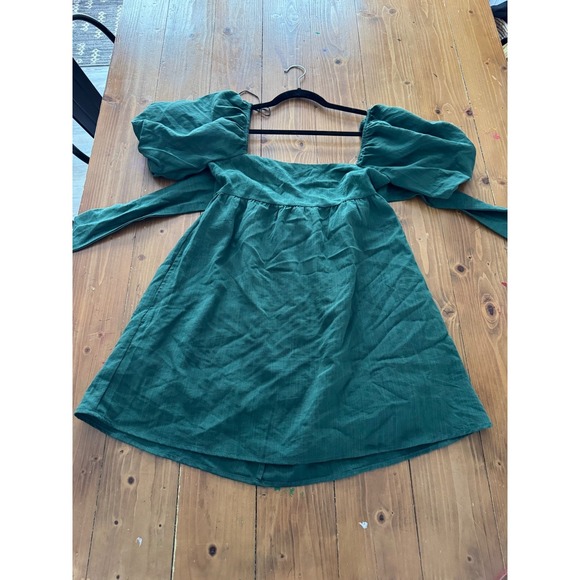 Francesca's Collections Dresses & Skirts - Francescas Green Puff Sleeve Square Neck‎ Tie Back Mini Dress Size S